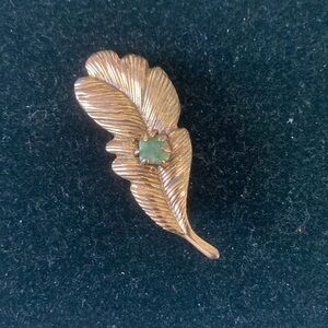 Vintage Gold Toned Metal Leaf with Green Stone Brooch